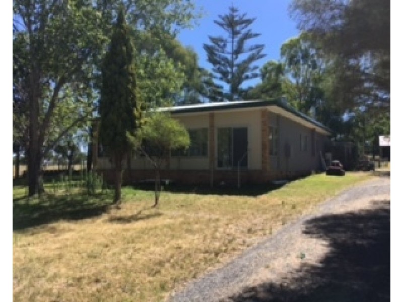25456 New England Hwy, Applethorpe QLD 4378