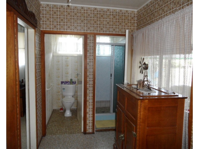 61 Old Caves Rd, Stanthorpe QLD 4380