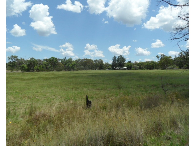 61 Old Caves Rd, Stanthorpe QLD 4380