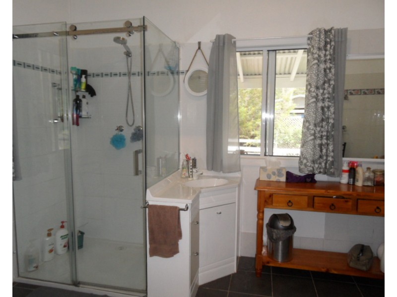 21 Philpott Lane, Greenlands QLD 4380