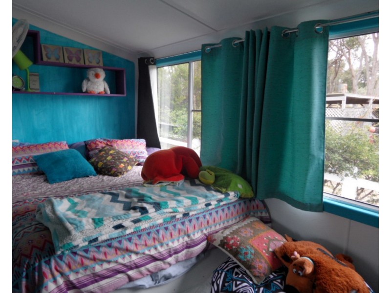 21 Philpott Lane, Greenlands QLD 4380