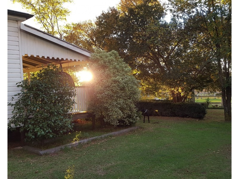 21 Philpott Lane, Greenlands QLD 4380