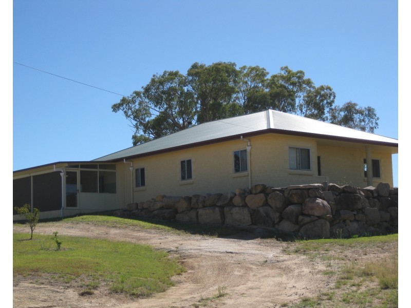 104 St Judes Road, Ballandean QLD 4382