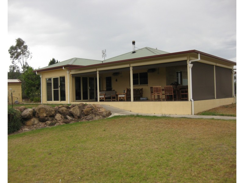 104 St Judes Road, Ballandean QLD 4382