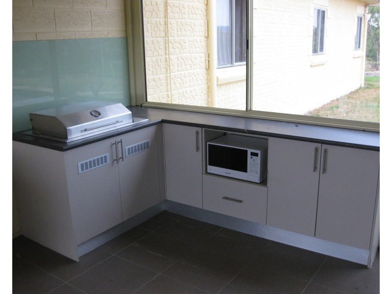 104 St Judes Road, Ballandean QLD 4382