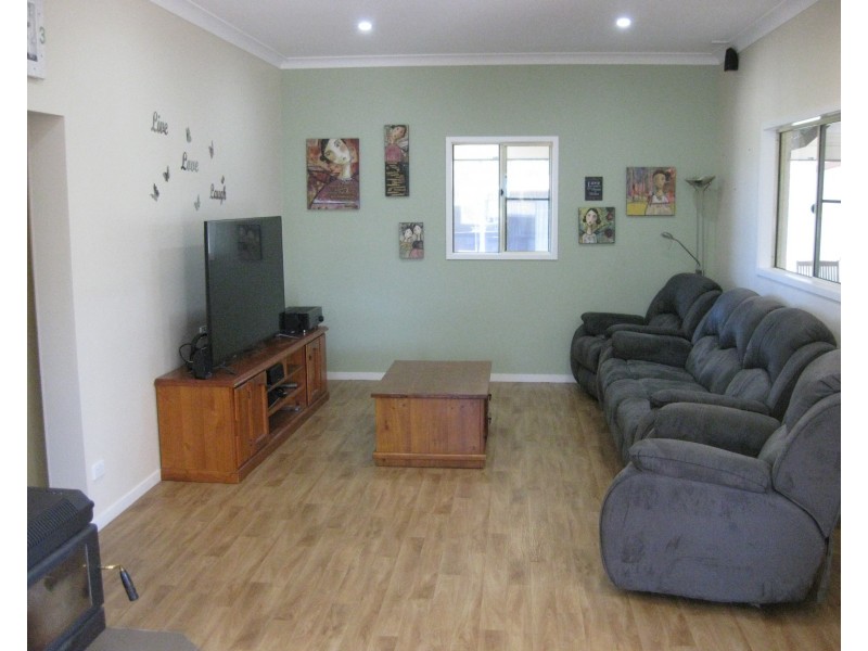 104 St Judes Road, Ballandean QLD 4382