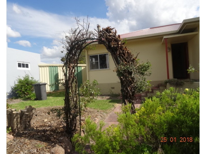 71 Railway St, Stanthorpe QLD 4380