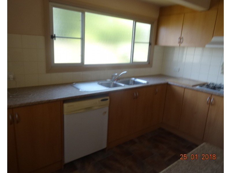 71 Railway St, Stanthorpe QLD 4380
