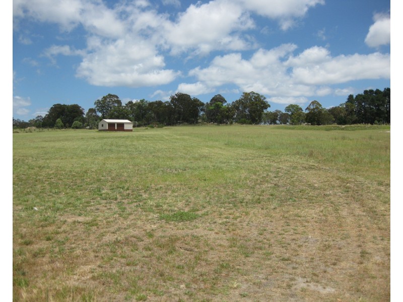 1955 Amiens Rd (North), Bapaume QLD 4352