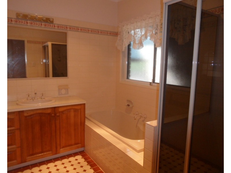 885 Sugarloaf Rd, Sugarloaf QLD 4380