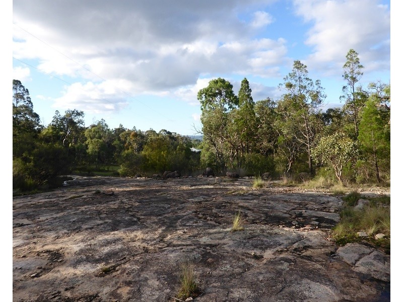 232 Townsend Rd, Glen Aplin QLD 4381