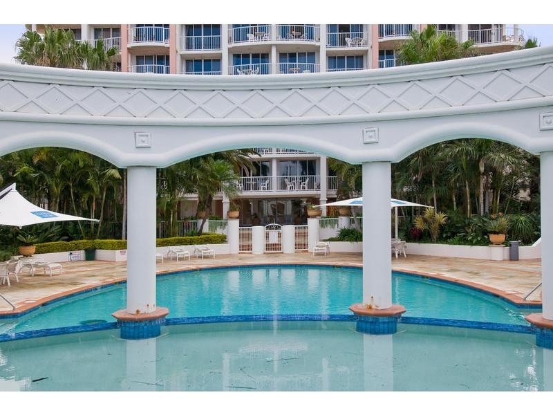 3054/2623 Gold Coast Highway, Broadbeach QLD 4218