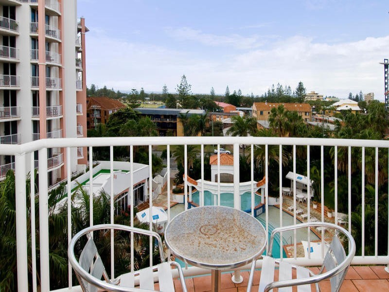 3054/2623 Gold Coast Highway, Broadbeach QLD 4218