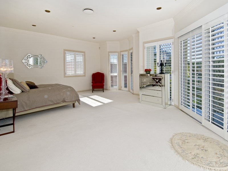 5 Craig Avenue, Carrara QLD 4211