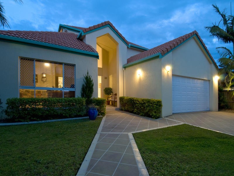 5 Craig Avenue, Carrara QLD 4211