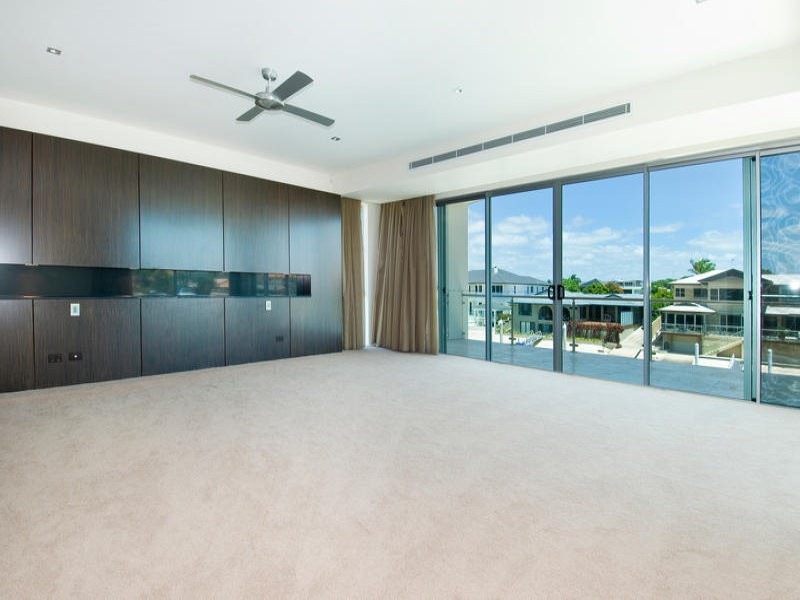 30 Buccaneer Court, Paradise Waters QLD 4217
