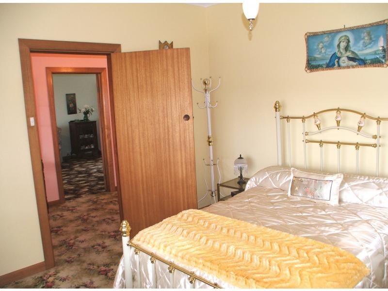 Sovereign Islands QLD 4216