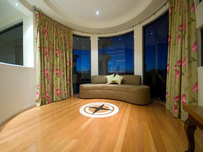 Sovereign Islands QLD 4216