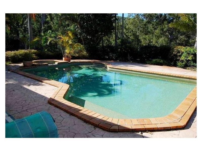 15 Haven Court, Maudsland QLD 4210