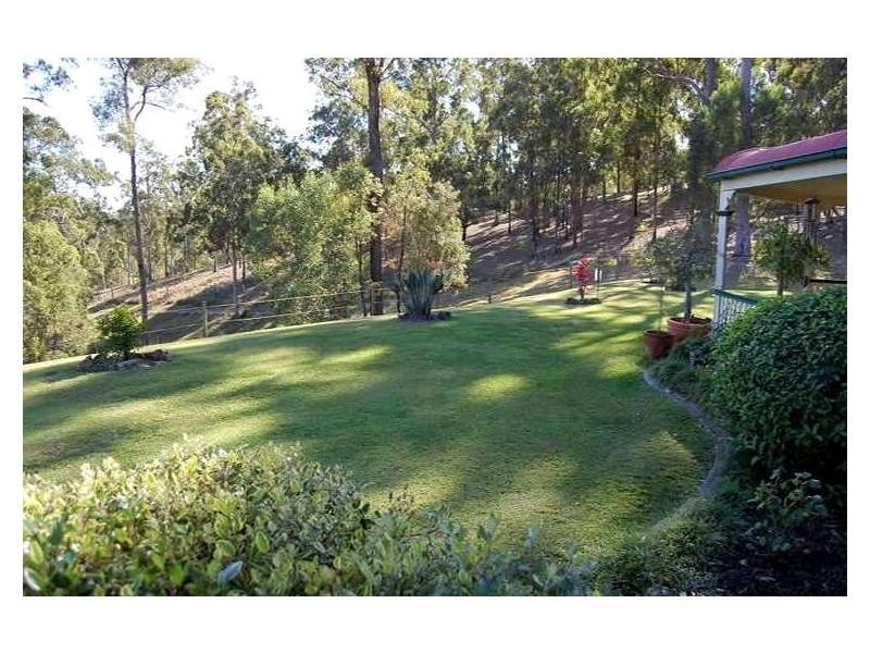 15 Haven Court, Maudsland QLD 4210