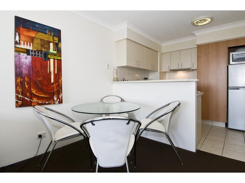 3054/2623 Gold Coast Highway, Broadbeach QLD 4218