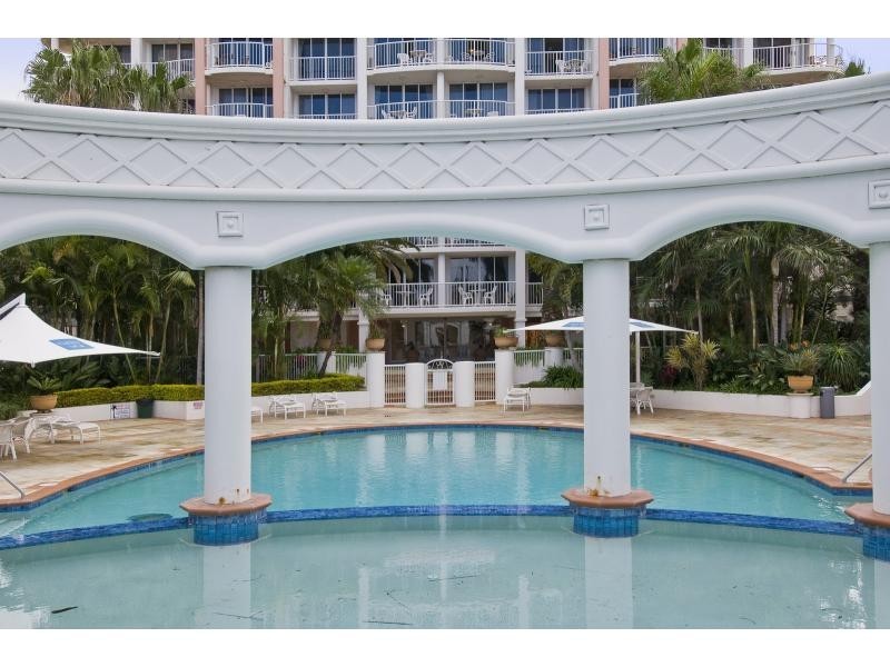 3054/2623 Gold Coast Highway, Broadbeach QLD 4218