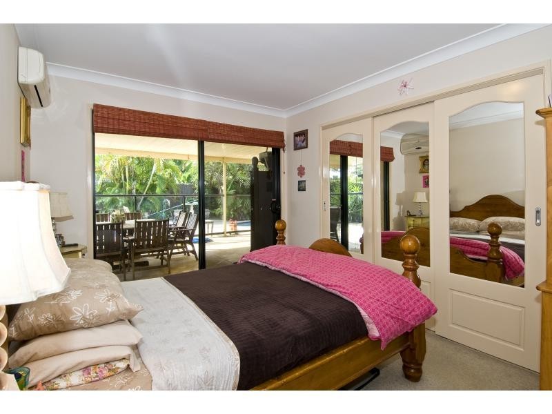 57 St Andrews Avenue, Isle Of Capri QLD 4217