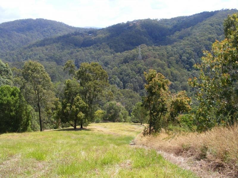 121 Golden Valley Road, Bonogin QLD 4213