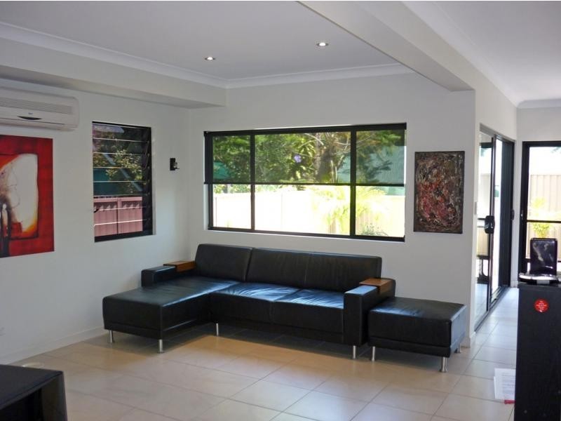 1/40 Bayview Street, Runaway Bay QLD 4216