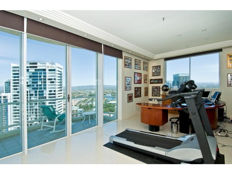 Broadbeach QLD 4218