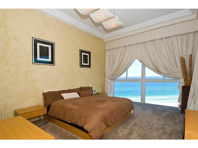 Broadbeach QLD 4218