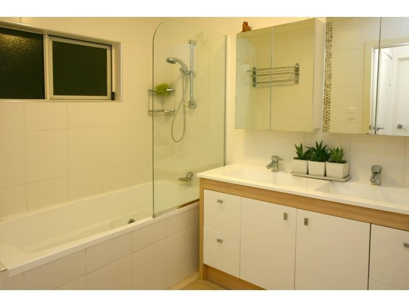 Sorrento QLD 4217