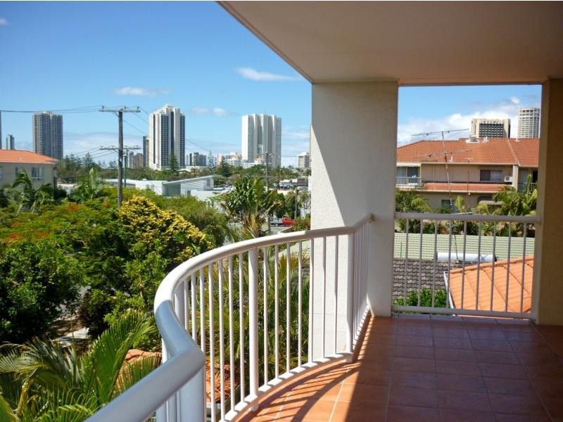 25/12 Dalpura Street, Qld, Chevron Island QLD 4217