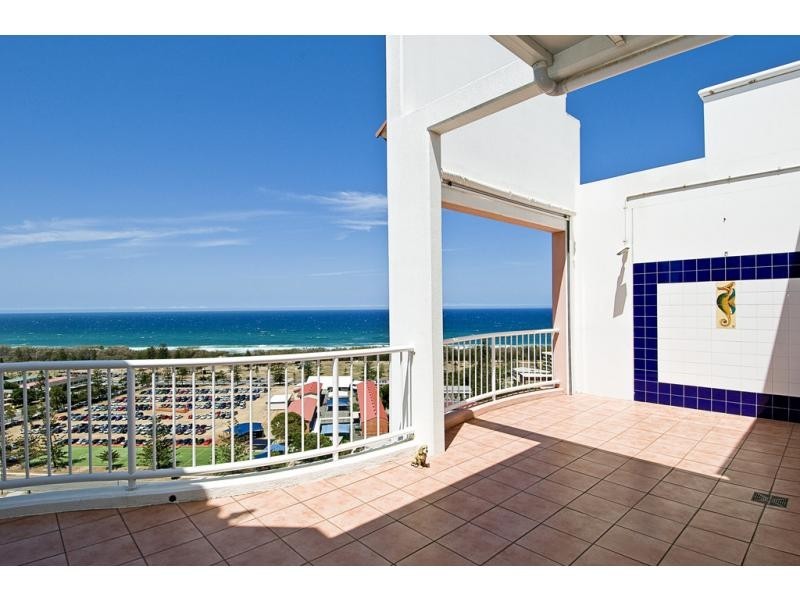 Broadbeach QLD 4218