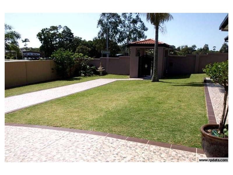 Ashmore QLD 4214