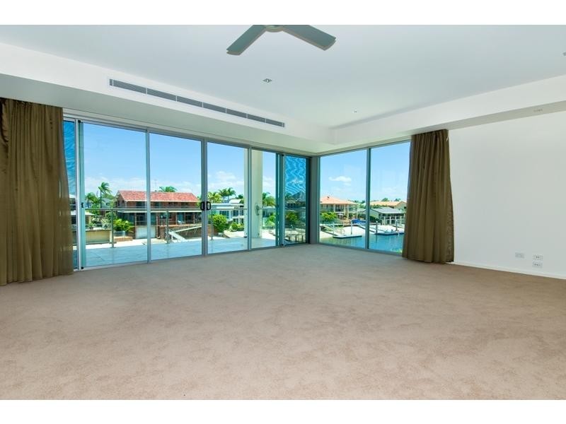 30 Buccaneer Court, Paradise Waters QLD 4217