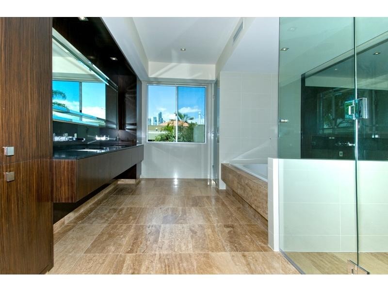 30 Buccaneer Court, Paradise Waters QLD 4217