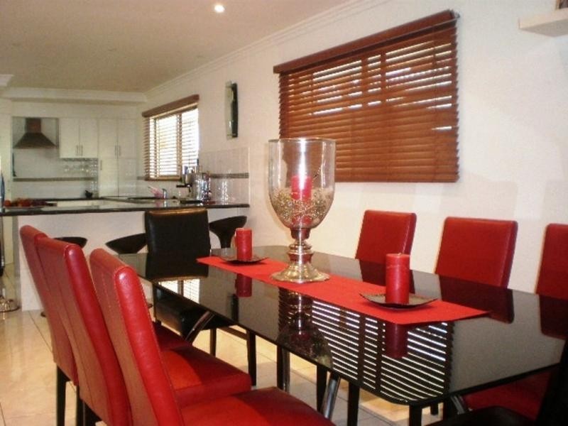 134 Heeb Street, Benowa QLD 4217