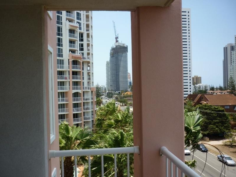 Broadbeach QLD 4218