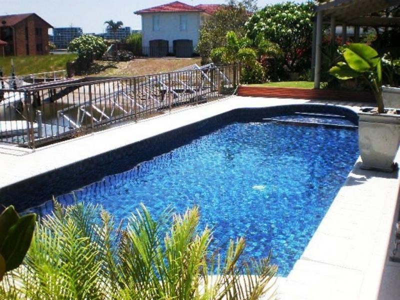 5 Van Diemen Place North, Qld, Hollywell QLD 4216