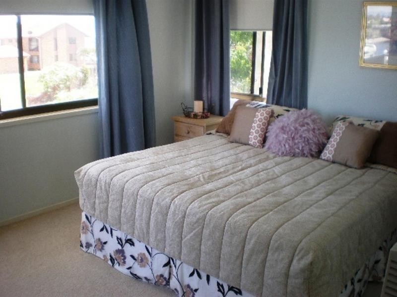 5 Van Diemen Place North, Qld, Hollywell QLD 4216