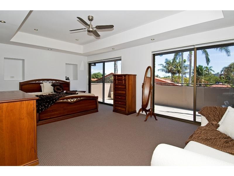 Sorrento QLD 4217
