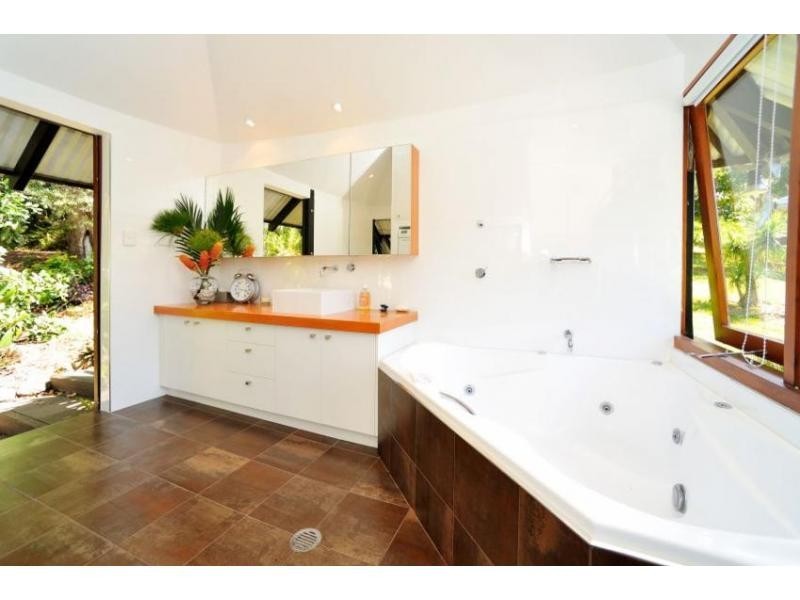 154 Old Bangalow Road, Byron Bay NSW 2481