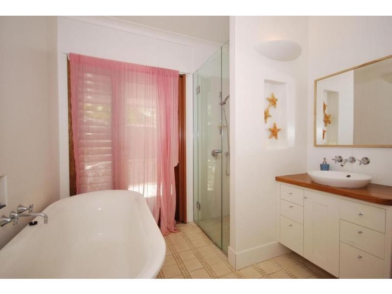 19 Left Bank Road, Mullumbimby NSW 2482