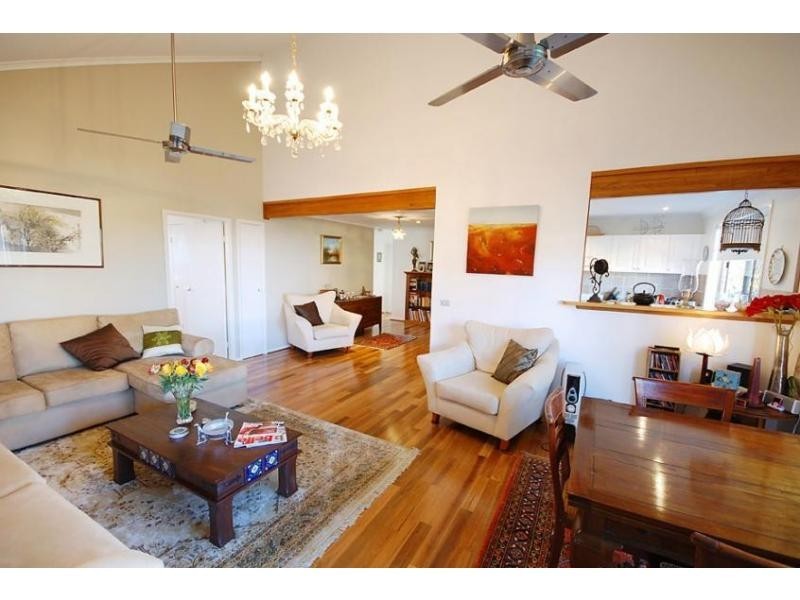 8 Pacific Vista Drive, Byron Bay NSW 2481