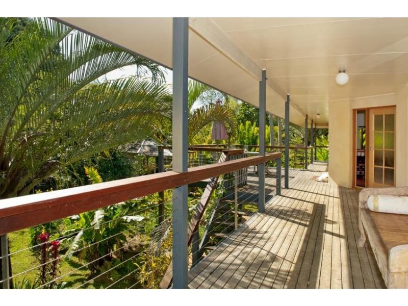 77 Parkway Drive, Ewingsdale NSW 2481