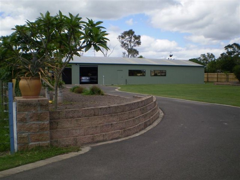 Sharon QLD 4670