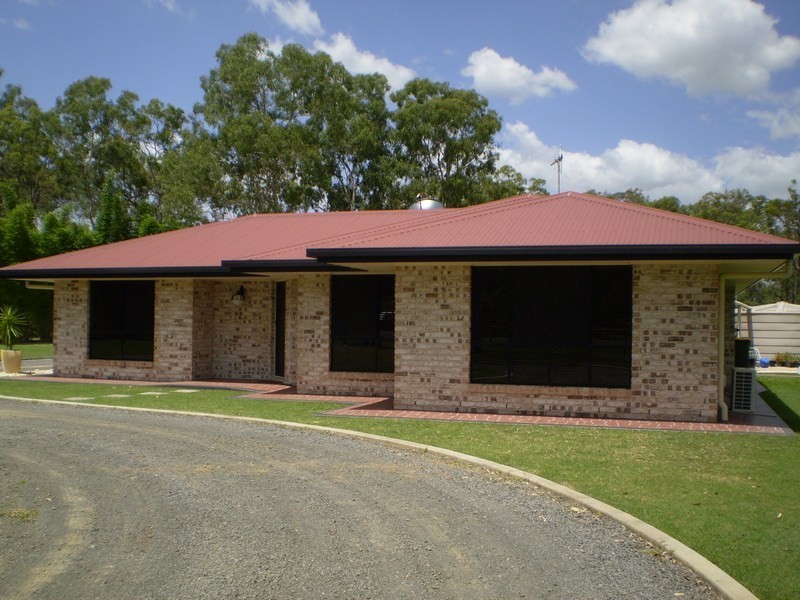Sharon QLD 4670