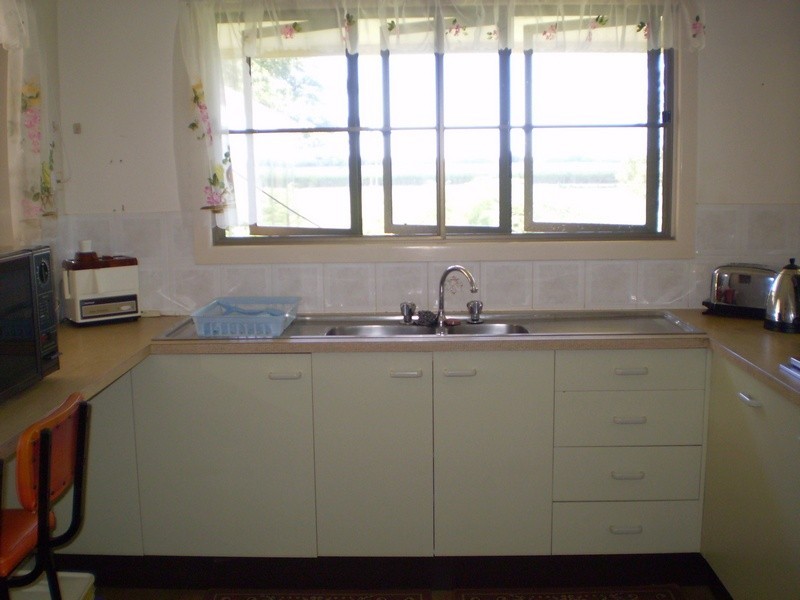 6 Allambie Close, Bundaberg North QLD 4670