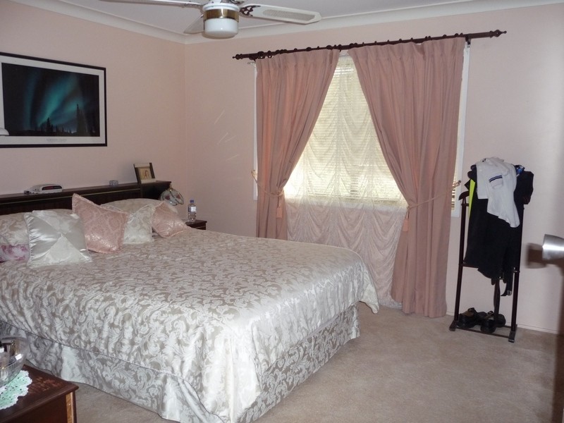Avenell Heights QLD 4670